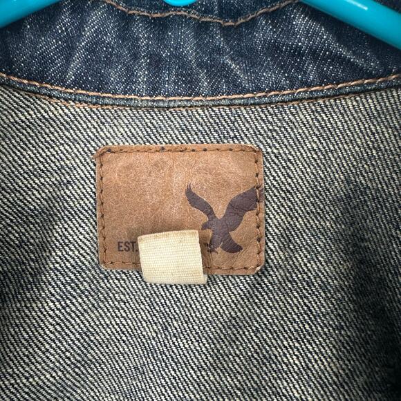 American Eagle Size XS Long Sleeve Button Down Denim Jean Jacket with Pockets - Picture 3 of 4
